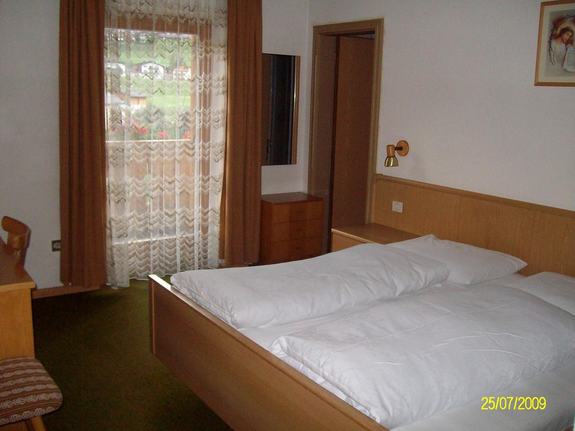 Elmes Bed & Breakfast La Villa  Exterior foto